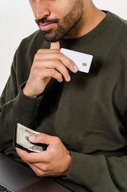Building Positive Credit History Through New Accounts
