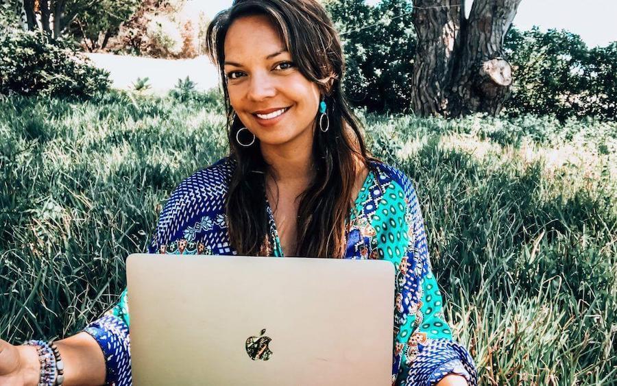 Beyond Borders: Navigating the Digital Nomad Journey