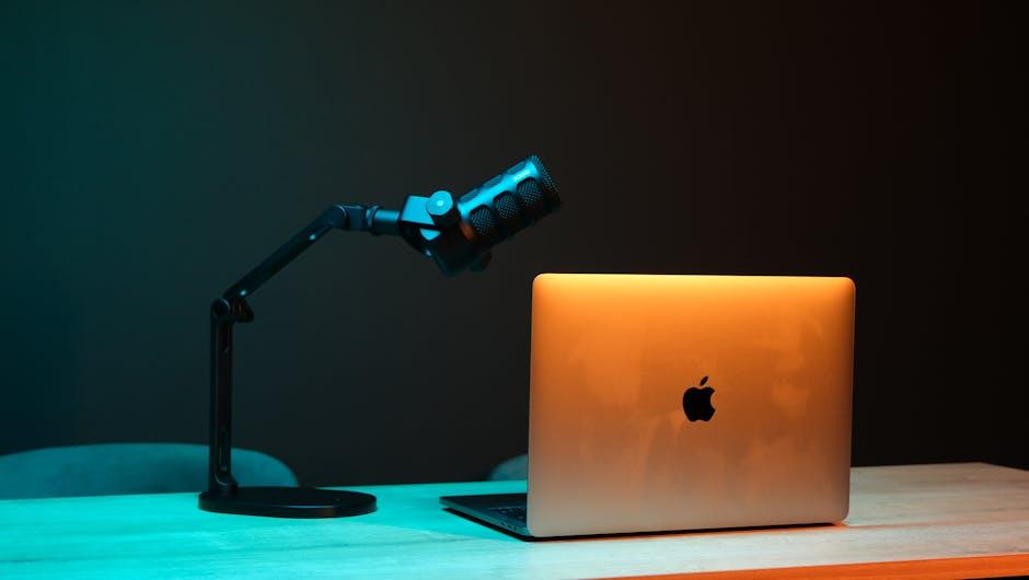 Exploring the Interface: Navigating Apple Podcasts with Ease