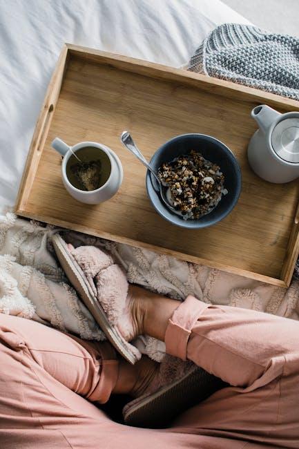 Choosing Nourishing Foods and Drinks Before Bed