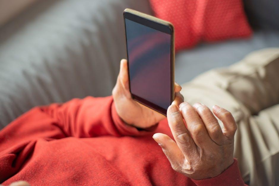 Understanding the Unique Needs of Senior Smartphone Users